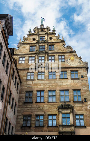 Il 1596, tardo rinascimentale palazzo del Stadtmuseum Fembohaus a Norimberga, Germania. Museo della città. Foto Stock