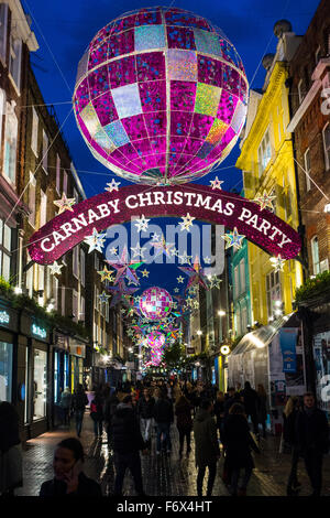 Carnaby Street le luci di Natale Foto Stock