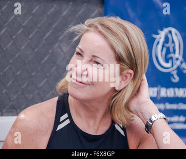 Boca Raton, Florida, USA. Xx Nov, 2015. La leggenda del tennis Chris Evert, durante il media day, alla XXVI edizione Chris Evert/Raymond James Pro-Celebrity classico del tennis, al Boca Raton Resort & Club in Florida. Chris Evert Charities ha sollevato quasi $ 22 milioni di euro per la Florida è più a rischio i bambini. Credito: Arnold Drapkin/ZUMA filo/Alamy Live News Foto Stock