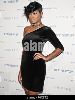 Philadelphia, Pennsylvania, USA. Il 19 Novembre, 2015. Keke Palmer pone a Primark's King of Prussia Store celebrazione di apertura a Skybox Event Center il 19 novembre 2015 a Philadelphia, Pennsylvania, Stati Uniti. © Paul Froggatt/FamousPix/Alamy Foto Stock