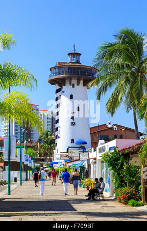 Faro, El Toro, presso la marina Puerto Vallarta, Messico Foto Stock