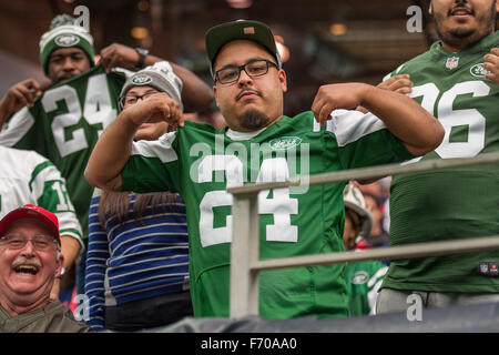 Houston, Texas, Stati Uniti d'America. 22 Novembre, 2015. New York getti tifosi durante il quarto trimestre di un gioco di NFL tra Houston Texans e il New York getti alla NRG Stadium di Houston, TX in Novembre 22nd, 2015. Credito: Trask Smith/ZUMA filo/Alamy Live News Foto Stock