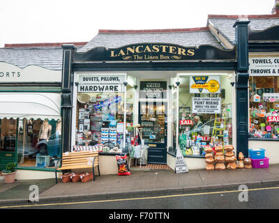 Negozi a Grange-over-Sands Cumbria Regno Unito Foto Stock