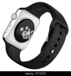 Varna, Bulgaria - 16 Ottobre 2015: Apple guardare dello sport 42mm argento Case in alluminio nero con fascia sportiva. Vista posteriore completamente nel fuoco. Foto Stock