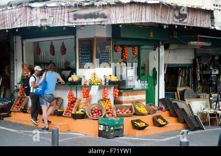 Un succo di frutta in stallo Jaffa vecchia, Israele Foto Stock