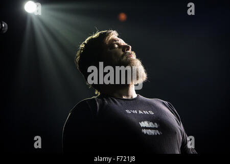 Milano Italia. 22 novembre 2015. La American rock alternativo per il cantante-cantautore JOHN GRANT suona dal vivo sul palco a Fabrique per presentare il suo nuovo album "grigio solletica la pressione nero' Credit: Rodolfo Sassano/Alamy Live News Foto Stock