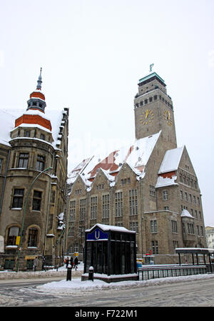 Municipio (Rathaus) Edificio di Neukolln all interno della città Località di Berlino, Germania Foto Stock