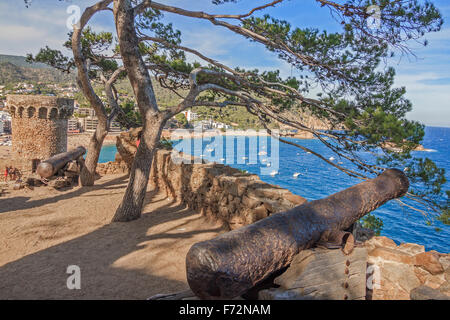 Le fortificazioni a Tossa de Mar Catalogna Spagna Foto Stock