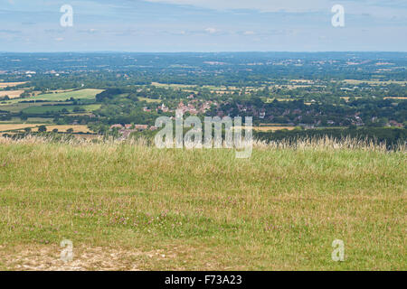 Vista da Ditchling Beacon, la South Downs Way, il South Downs National Park East Sussex Inghilterra Regno Unito Foto Stock