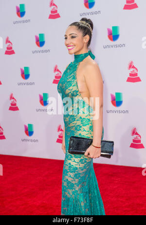 Artista di registrazione Leslie Cartaya assiste la 16th Annual Latin Grammy Awards a MGM Grand Arena di Las Vegas Foto Stock