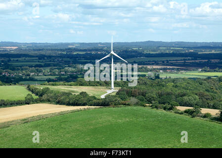 Turbina eolica vicino a Glyndebourne, East Sussex. Foto Stock