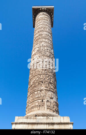 Colonna di Marco Aurelio, uno dei monumenti della Roma antica, Italia Foto Stock