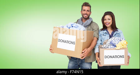 Immagine composita del ritratto di una felice coppia giovane con vestiti donazione Foto Stock