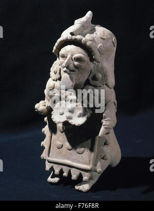 L antica cultura Jama-Coaque. Costa settentrionale dell Ecuador. 500 BC-500 ad 'Chone tipo". Figura maschile. 37 x 20 cm. Collezione privata. Foto Stock