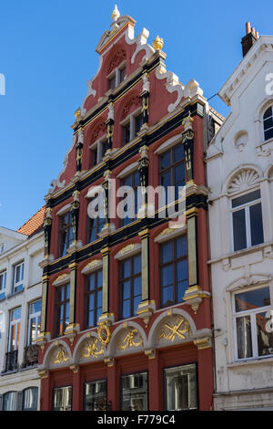 Edificio che ospita il negozio di Zara in Bruges Fiandre Occidentali Belgio Foto Stock