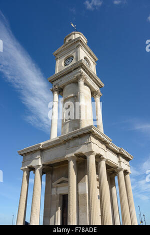 Parco Costiero di Clock Tower sul lungomare, Herne Bay, Kent, England, Regno Unito Foto Stock