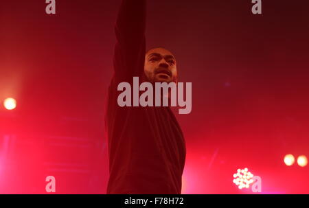 Londra, Regno Unito. 26 Novembre, 2015. MC KANO nel cielo un nightclub di Londra, eseguendo un live show Credito: Jason John-Baptiste/Alamy Live News Foto Stock