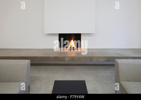 Il posto del fuoco in una moderna casa di famiglia 2013 design by trovato Associates
