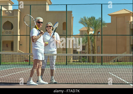 Matura sul campo da tennis Foto Stock