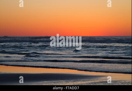 Appena dopo il tramonto a Tierra Del Mar, Oregon, U.S.A. Foto Stock