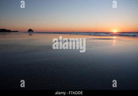 Appena dopo il tramonto a Tierra Del Mar, Oregon, U.S.A. Foto Stock