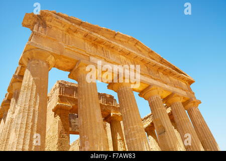 Tempio della Concordia e Valle dei Templi (Valle dei Templi, Agrigento, Sicilia, Italia UNESCO Foto Stock