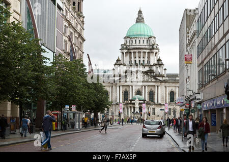 Belfast City Hall edificio civile del Belfast City Council, Donegall Square, Belfast, County Antrim, Irlanda del Nord Foto Stock