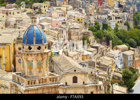 Ragusa Ibla, vista città con la Chiesa di Santa Maria, Sicilia, Italia UNESCO Foto Stock