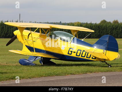 Pitts Special G-ODDS parcheggiato a White Waltham Airfield Foto Stock