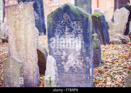 Antico Cimitero Ebraico di Praga, Josefov, Repubblica Ceca Foto Stock