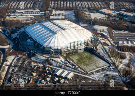 Veltins Arena in inverno, neve Schalke Stadium, S04, Bundesliga club, Gelsenkirchen, zona della Ruhr, Renania settentrionale-Vestfalia, Foto Stock