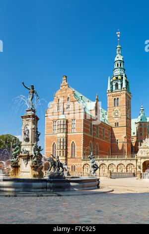 Fontana di Nettuno a Frederiksborg Palace, Hillerad, Danimarca Foto Stock