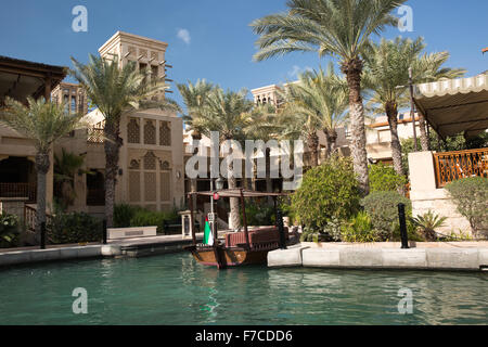 Il Madinat Jumeirah e Dubai Foto Stock