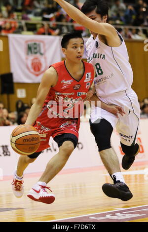 Yuki Togashi (jet), 29 novembre 2015 - Basket : National Basketball League 'NBL' 2015-2016 tra getti di Chiba 99-69 Nishinomiya cicogne in città Yachiyo palestra, Chiba, Giappone. (Foto di AFLO SPORT) Foto Stock