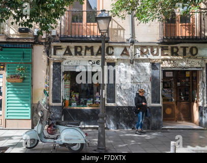 In Plaza de San Ildefonso, Malasaña, Distretto di Madrid, Spagna. Foto Stock