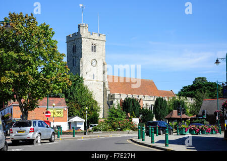 Chiesa della Santa Trinità, High Street, Rayleigh Essex, Inghilterra, Regno Unito Foto Stock