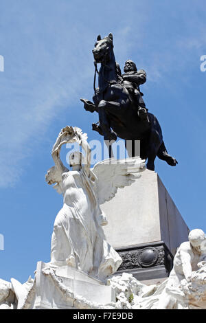 Monumento a Bartolomé Mitre si trova nella Plaza Mitre, Buenos Aires Argentina Foto Stock