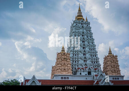Stucca principale chedi del Wat Yangsangawaram, Pattaya, Thailandia Foto Stock