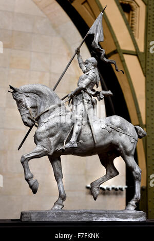 Jeanne d'Arc 1872 -1874 Fremiet, Emmanuel 1824 - 1910 Parigi Francia francese ( Giovanna d Arco 1412 -1431 - La cameriera di Orléans - Anglo French centinaia di anni di guerra ) Foto Stock