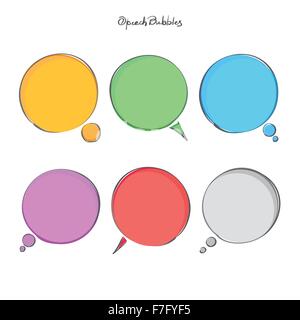 Set di disegnato a mano bolle del parlato isolato su sfondo bianco. vettore testo rotonda casella icone Illustrazione Vettoriale