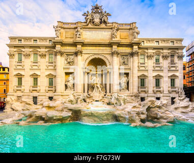 Roma, Fontana di Trevi. L'Italia. Foto Stock