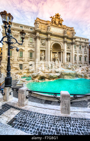 Roma, Fontana di Trevi. L'Italia. Foto Stock