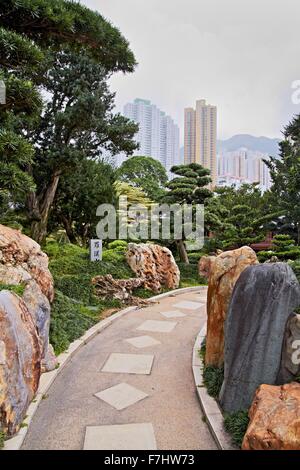 Edificio d'oro Giardino Nan Lian Hong Kong Tang regole di stile Il giardino è costruito nella dinastia Tang stile (618 AD e 907 AD) Foto Stock