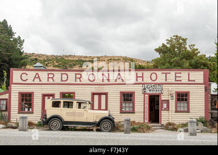 Vintage Cardrona Hotel in scenic Cardrona, Central Otago, South Island, in Nuova Zelanda. Foto Stock