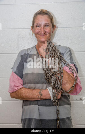 Agosto 24th, 2015, Phoenix, AZ, Stati Uniti d'America : Lana Post dopo la catena pista dazio in Estrella Jail. Foto Stock