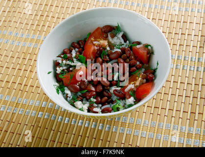 Gallo pinto - piatto tradizionale del Nicaragua e Costa Rica fatta con riso e fagioli. Foto Stock