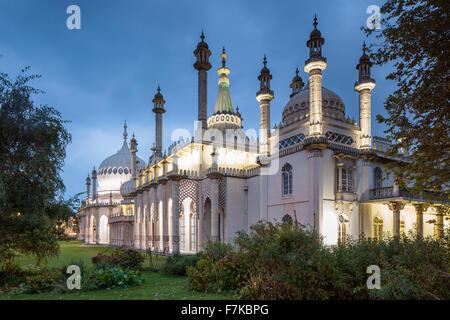 Serata al Royal Pavilion in Brighton, East Sussex, Inghilterra. Foto Stock