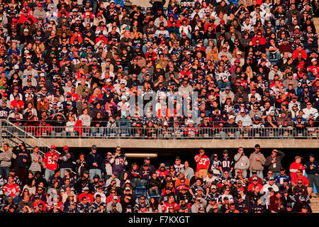 Folla girato a Gillette Stadium, casa del Super Bowl champs, New England Patriots, squadra NFL giocare contro Dallas Cowboys,Ottobre 16, 2011, Foxborough, Boston, MA Foto Stock