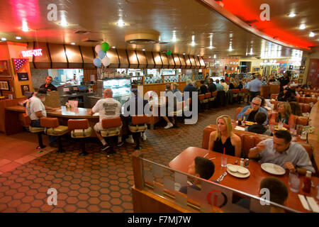 Classic 1950 Diner, Bob's Big Boy, Riverside Drive, Burbank, in California Foto Stock