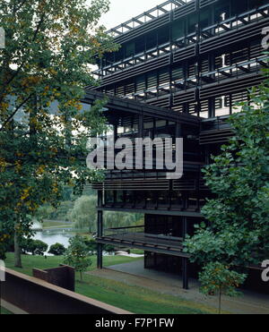 La Deere & Company sede centrale, Moline, Illinois, 1956-64. Esterno. Progettato dall architetto Eero Saarinen, 1910-1961 Foto Stock